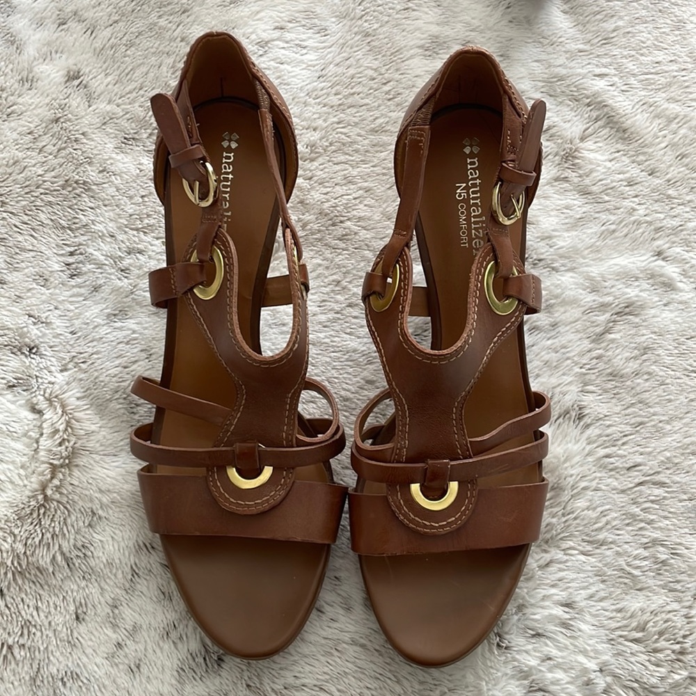 US size 10 Naturalizer - N5 Comfort Heels